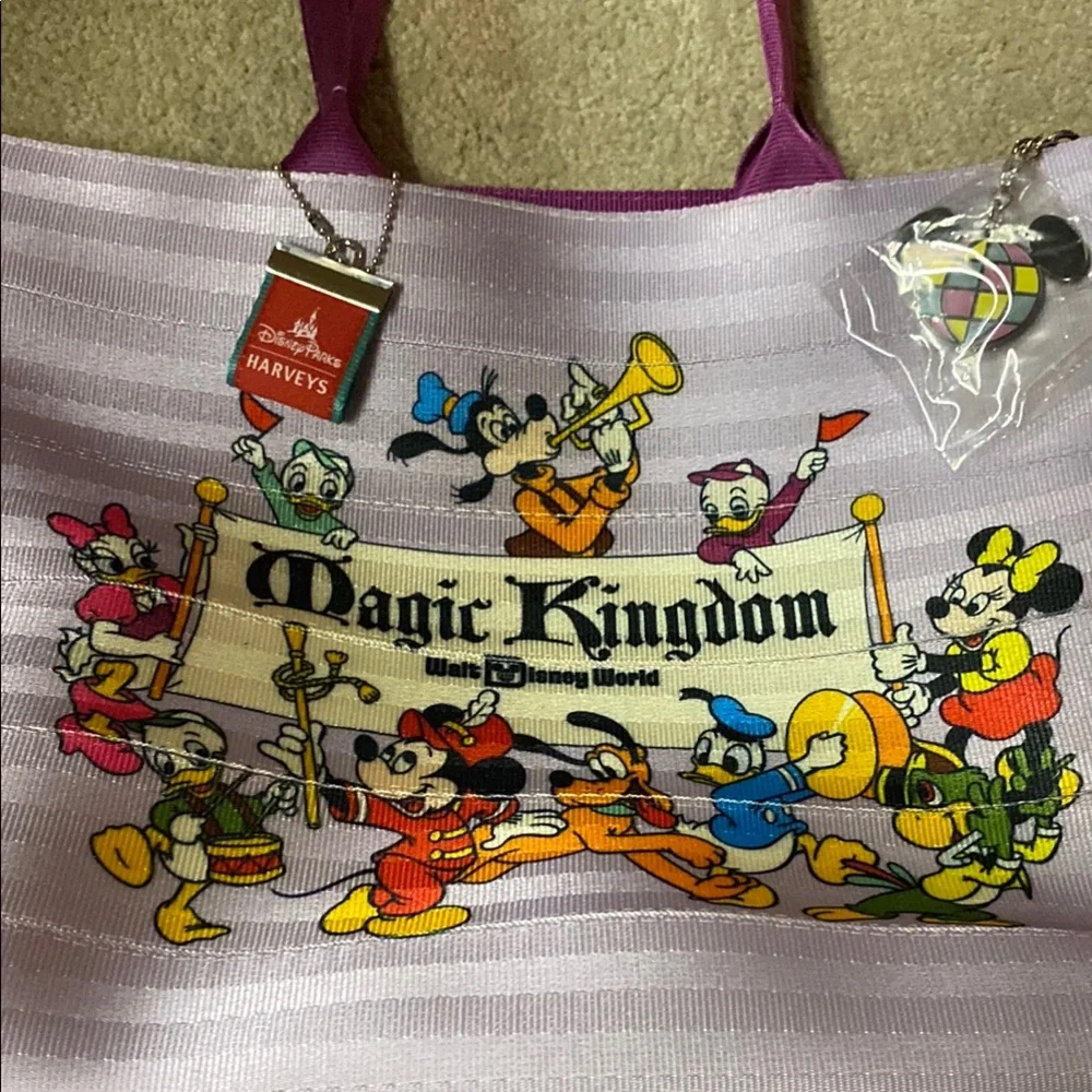 Harveys Magic Kingdom WDW 50th anniversary tote bag - Picture 2 of 8
